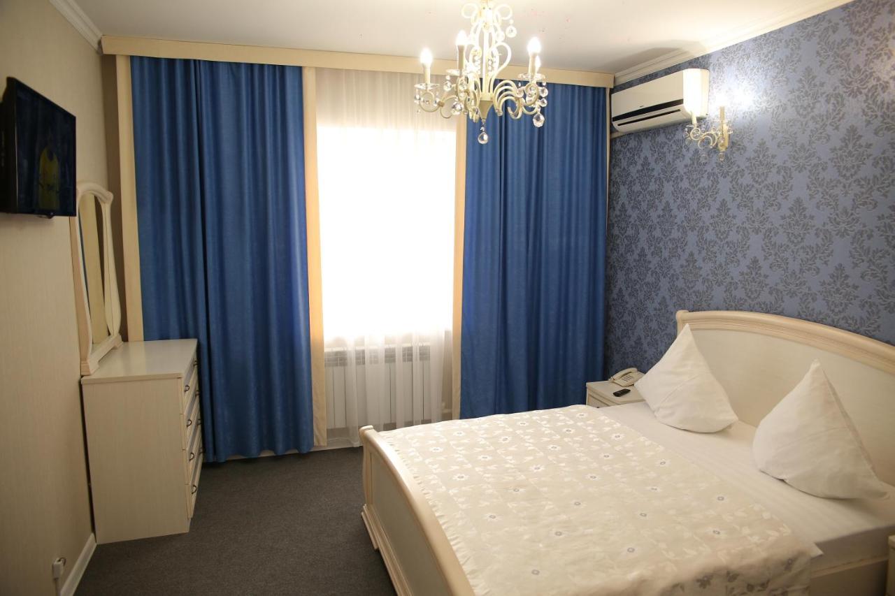 Sweet Home Hotel Atyrau Exterior photo