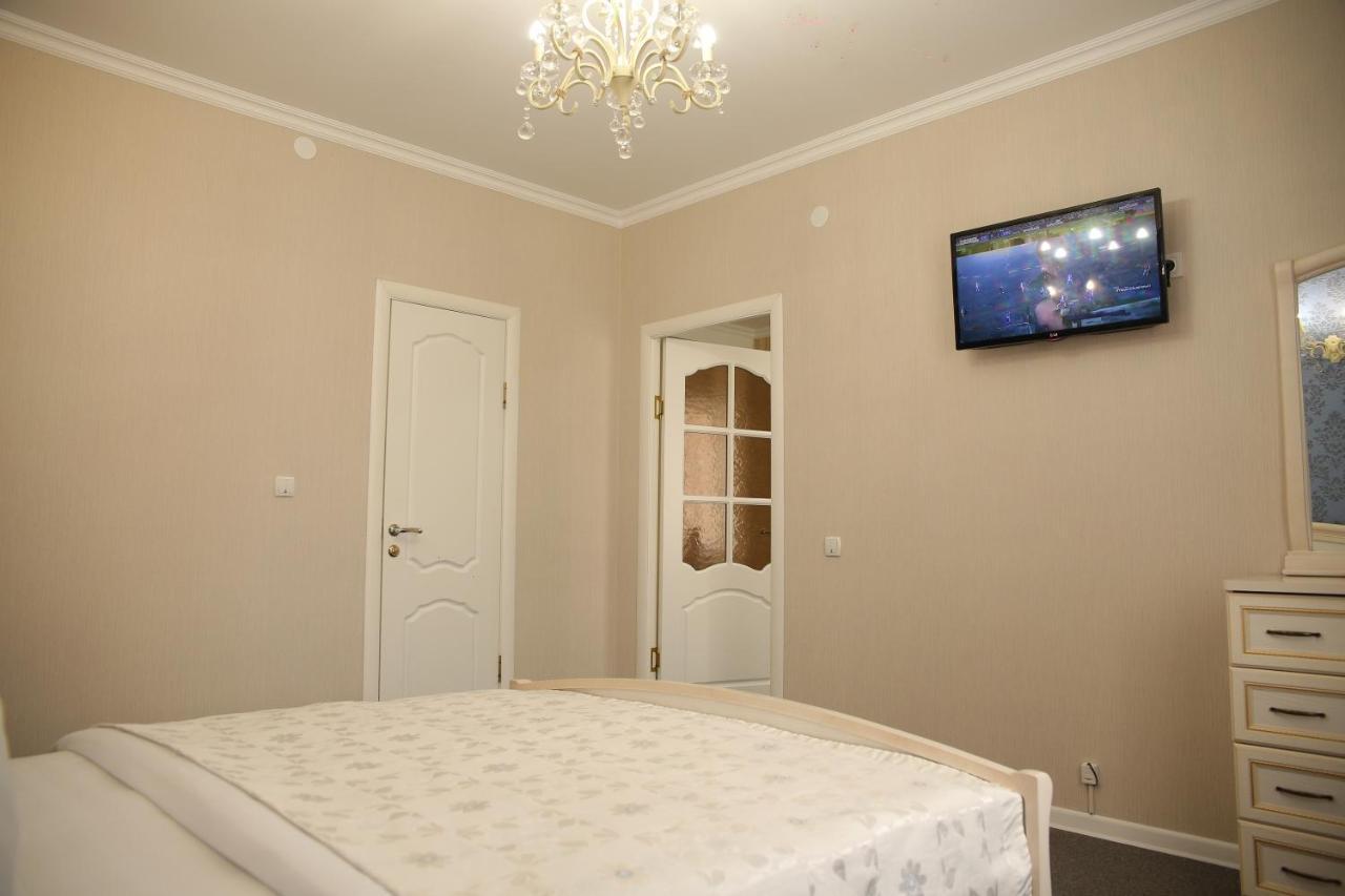 Sweet Home Hotel Atyrau Exterior photo