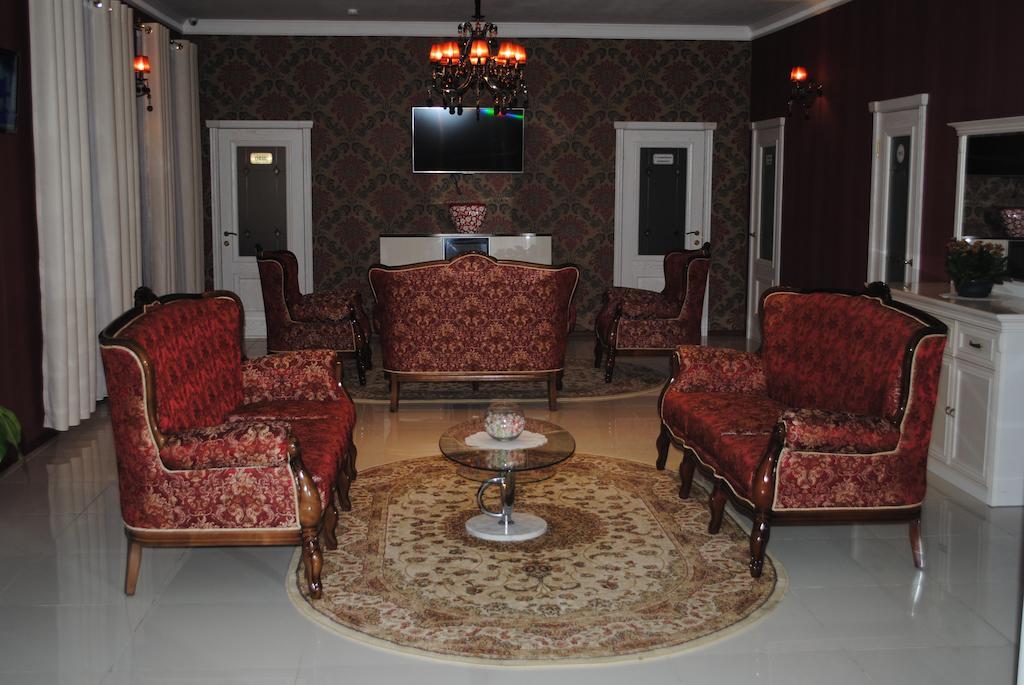 Sweet Home Hotel Atyrau Exterior photo